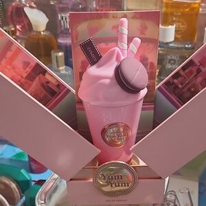 Yum Yum Pink Perfume with Macaron Top 100ml 3.4floz